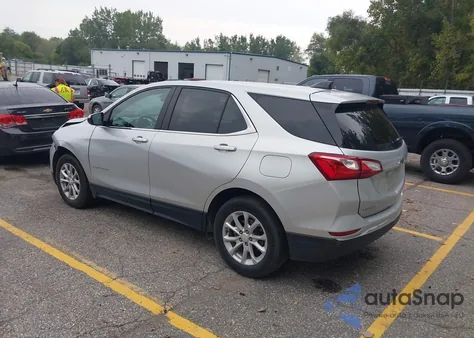 2021 Chevrolet Equinox Awd Lt z USA, uszkodzony, nr VIN 3GNAXUEV8MS120579